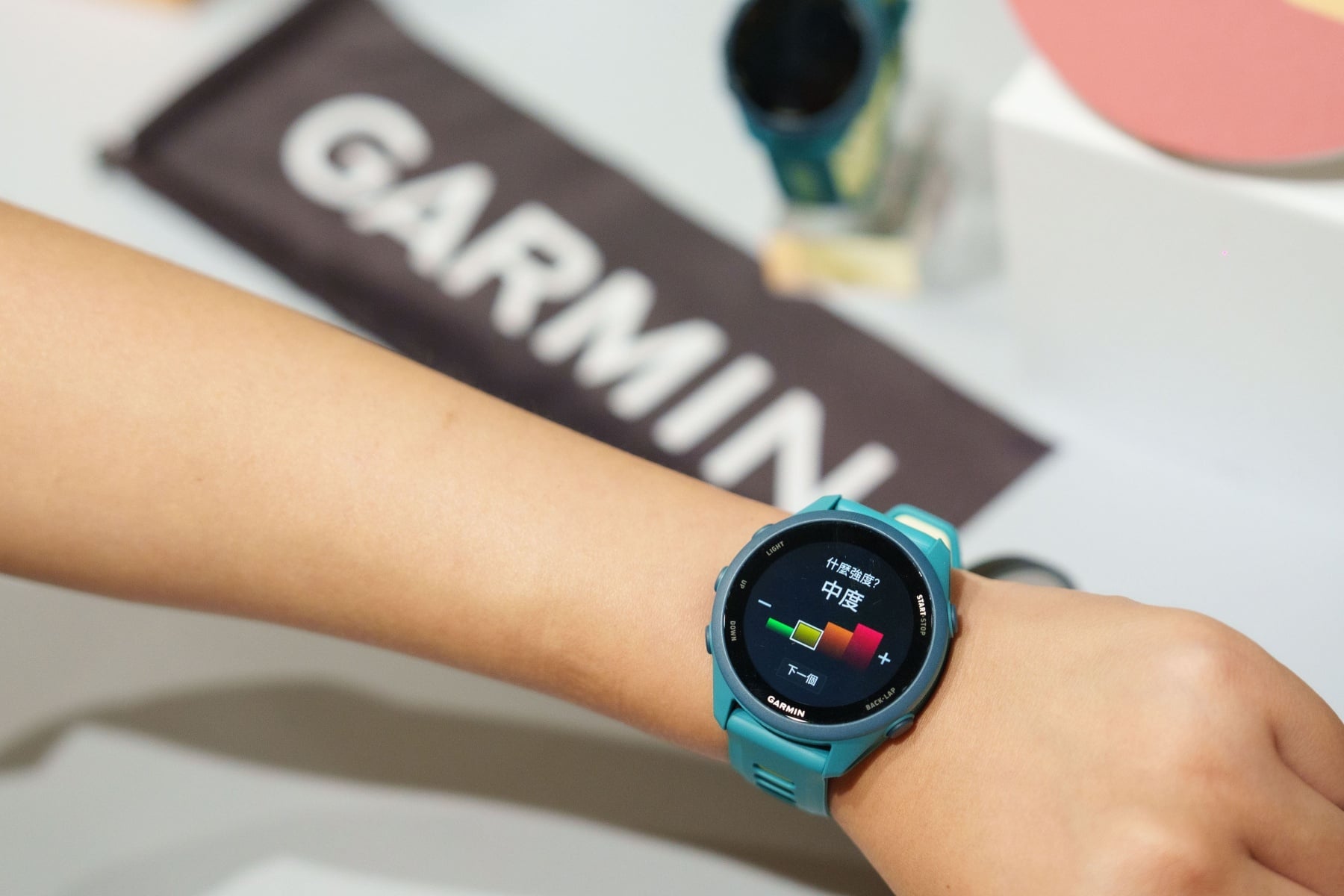 Garmin 攜手高爾宣OSN、PIZZALI 跑出多巴胺伸展台！以 Forerunner 170 / 70 玩轉運動社交與穿搭靈感！