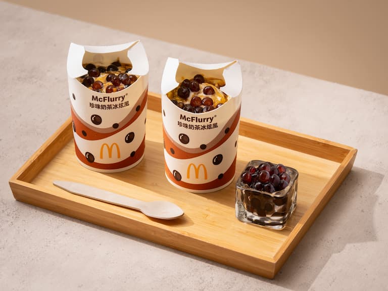 麥當勞 McGriddles 厚鬆餅堡再度登台！珍珠奶茶冰炫風同步回歸！⋯開賣時間、價格一次看！