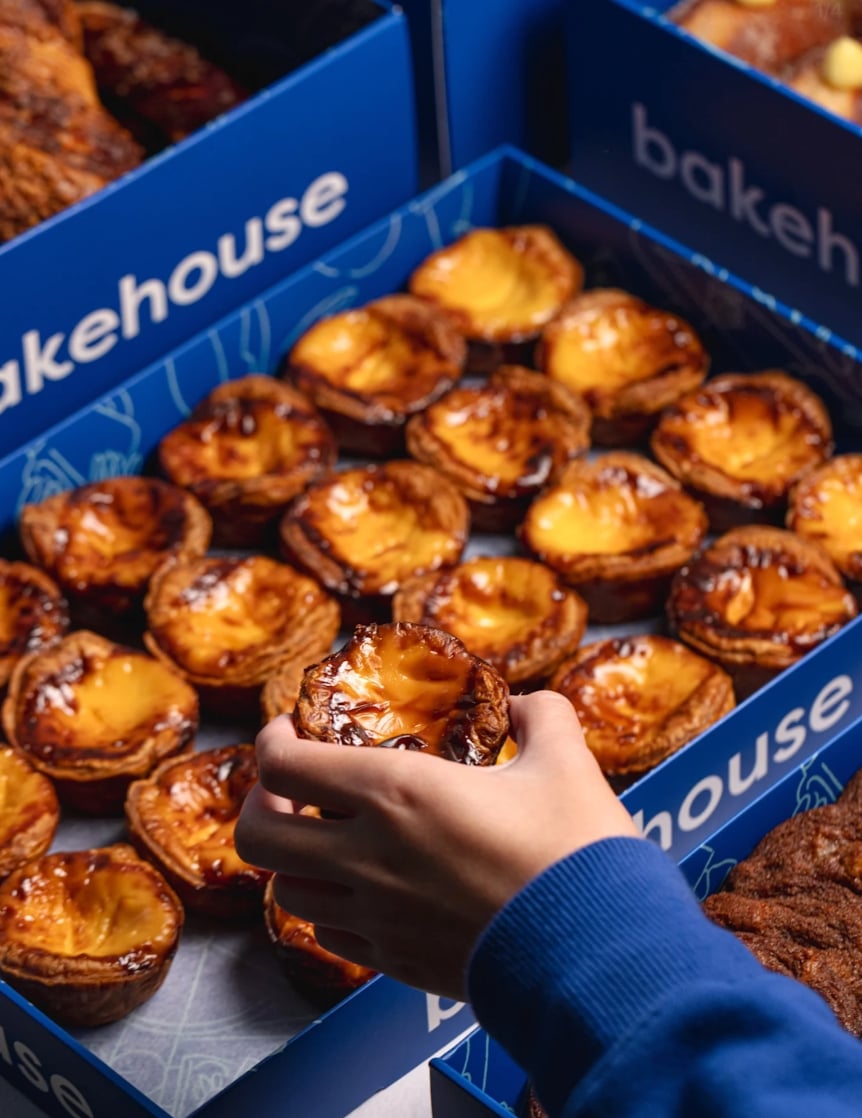 香港機場開設 Bakehouse 蛋撻專賣店！網讚：「以後不用在市區排隊了！」
