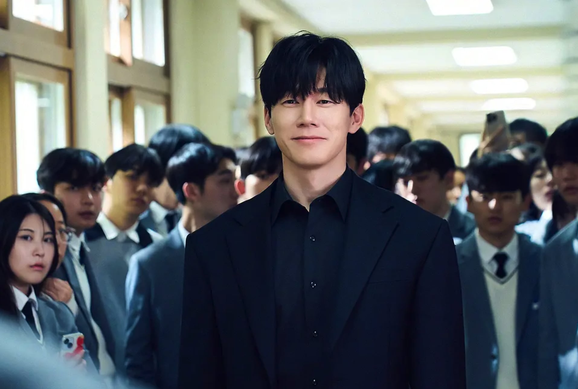 Netflix《鐵拳教育》線上看亮點解析：教育版《模範計程車》、以暴制暴掀熱議！