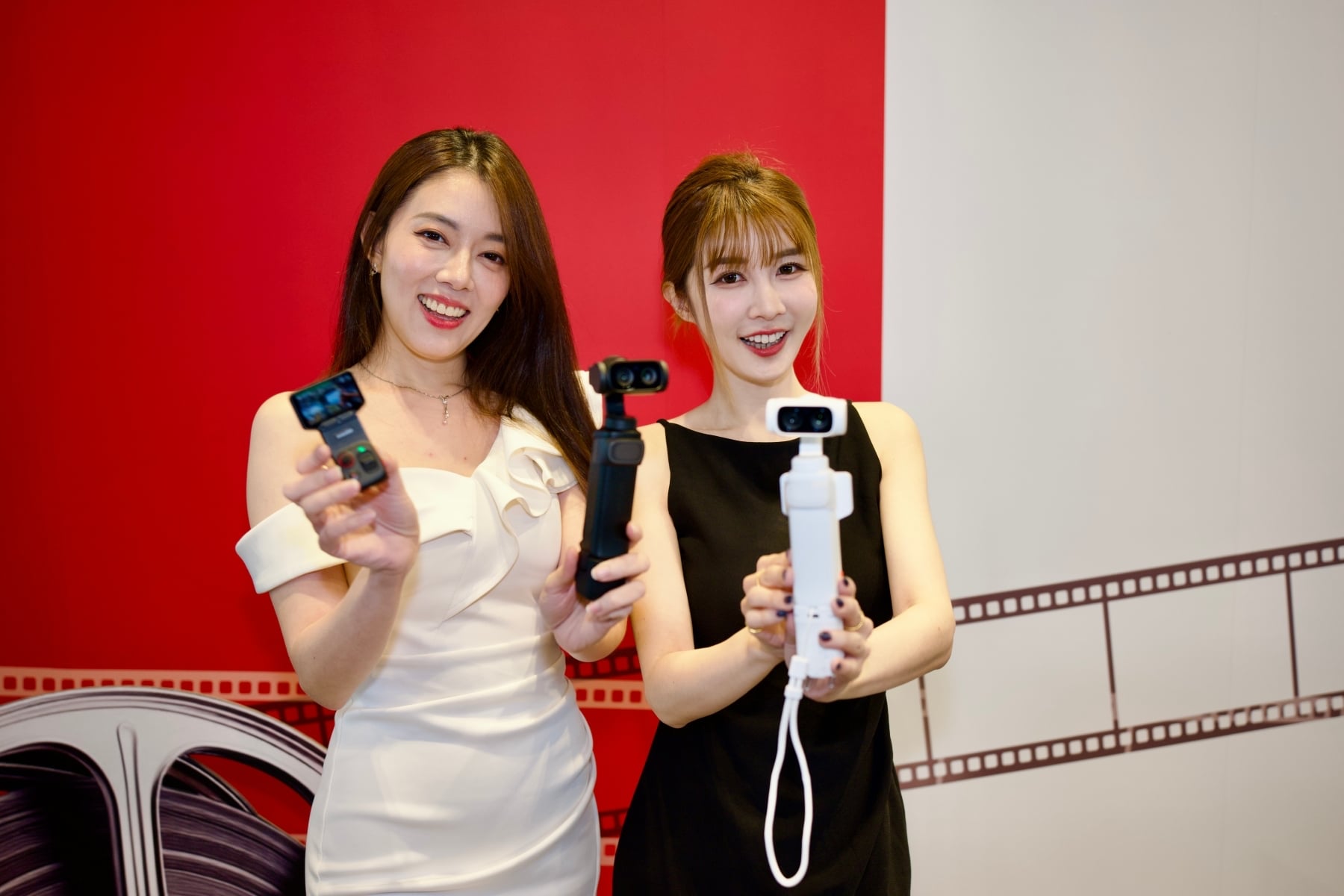 Insta360 × 徠卡聯名旗艦 Luna Ultra 登台!8K 主鏡頭 + 12 倍變焦,6 月中正式開賣