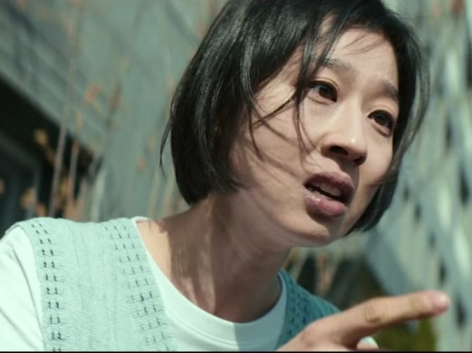 《鐵拳教育》恐龍家長宇振媽媽是誰？朴知研演技太好被罵爆苦哀求：「大家不要追蹤我！」