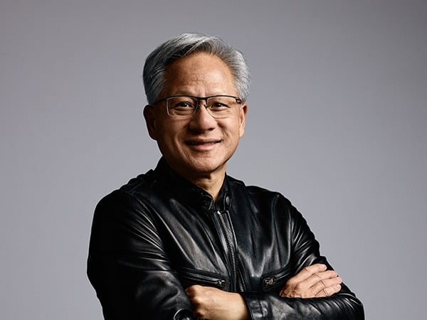 黃仁勳如何管理輝達 Nvidia？討厭攏長 Email、每週 5 重點制度曝光！