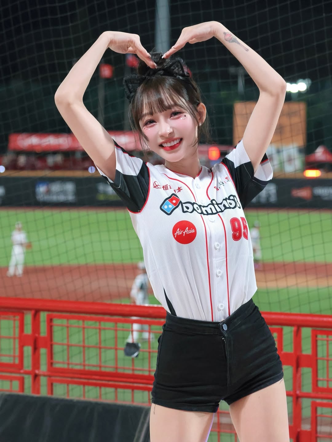 林襄、馬傑森甜蜜約會畫面曝光！網友驚呼：「這哪像分手？」