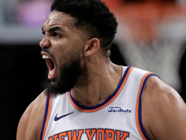 NBA/KAT 開場 1 分鐘閃電兩犯坐板凳!官方認證 1998 年後最快紀錄!