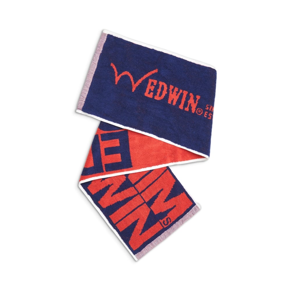 EDWIN 夏季新科技狂讚!花蓮玉石「冰河玉迦績褲」透氣爆表,網友喊:終於能舒服穿牛仔褲了!