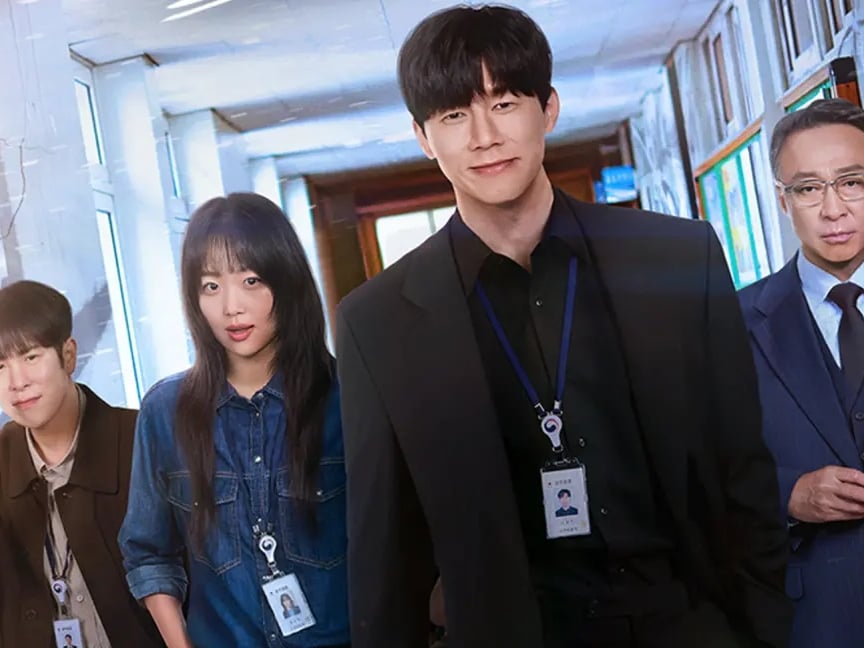 Netflix《鐵拳教育》原作漫畫《極權教師》怎麼看？更新 244 話免費看方式曝光！