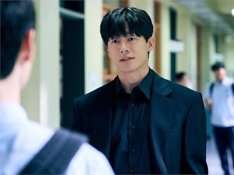 《鐵拳教育》有第二季嗎？導演鬆口回應並大讚：「金武烈是全能演員！」