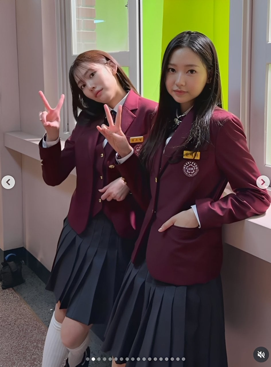 《鐵拳教育》演員朴敘允同桌閨蜜是誰?金世妍身高 164、高冷臉蛋 IG 曝光⋯一篇認識!