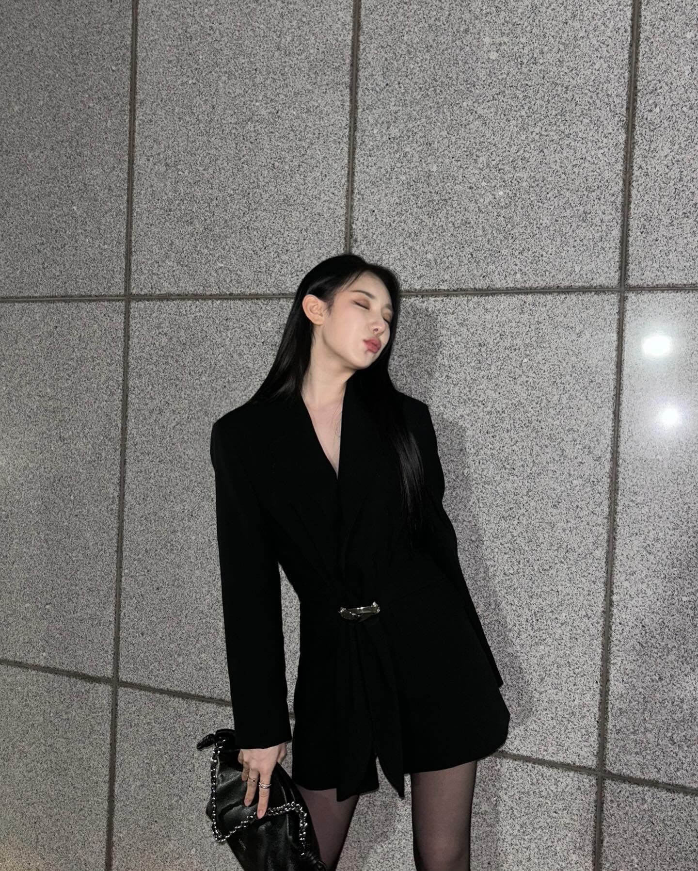 李彩演「三姐妹」竟有 5 人?主持人聽到狗狗身份直接崩潰⋯網笑:「毛孩就是家人啊」