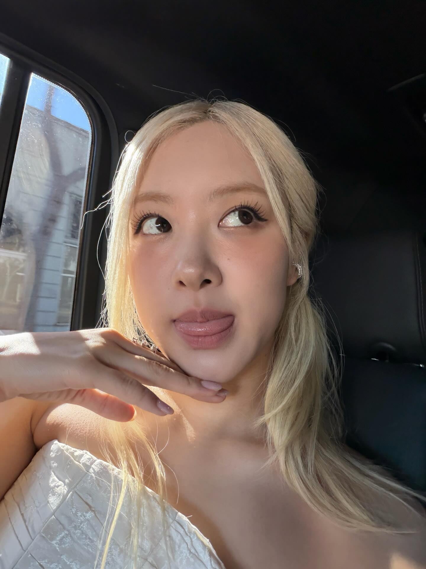 BLACKPINK Rosé 直言不婚不買房!「一個人也能很幸福」單身哲學讓粉絲狂共鳴