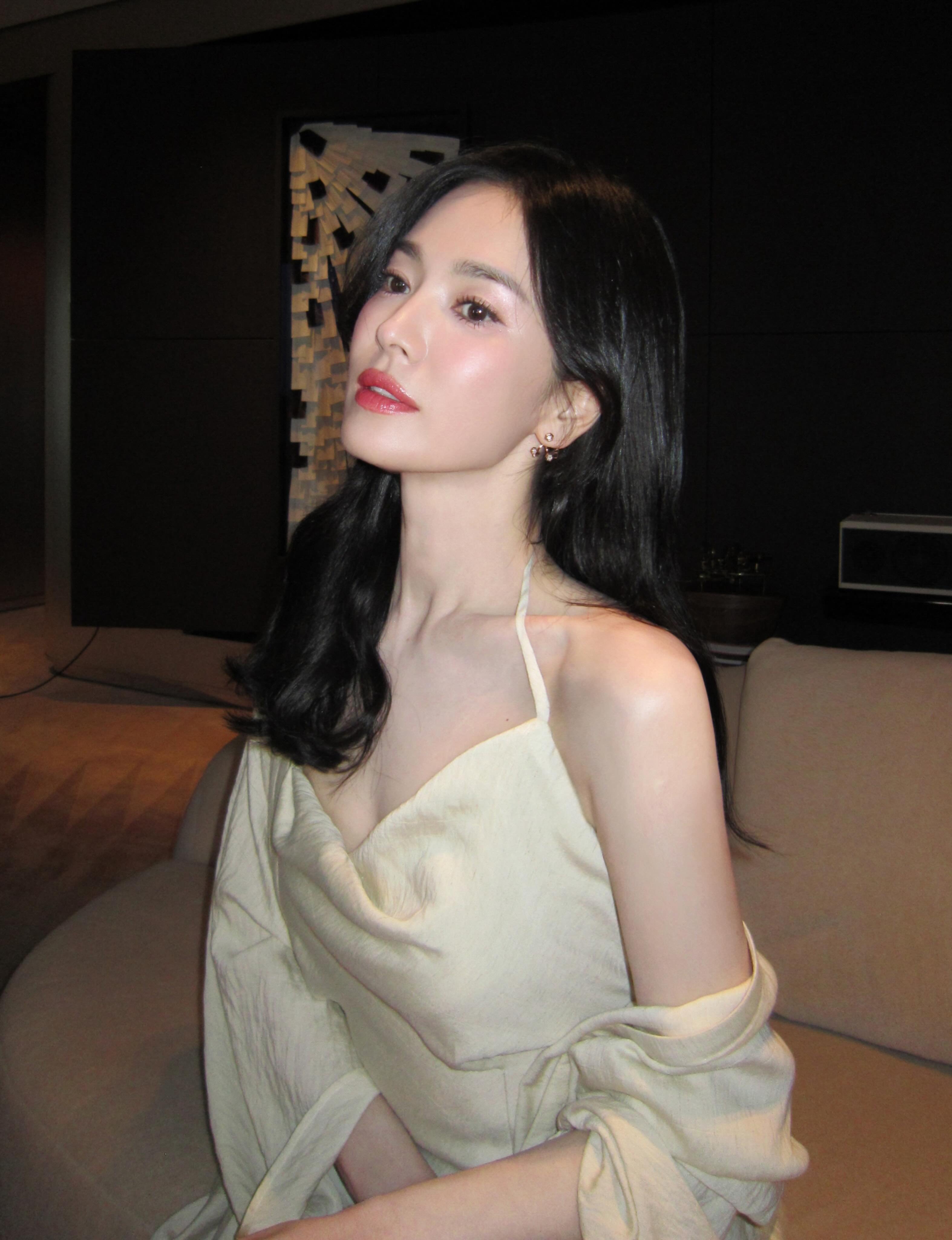 宋慧喬罕見坦露離婚後低潮時期!「一件感謝的事都寫不出來」到堅持 5 年感恩日記⋯劉在錫聽到紅眼眶