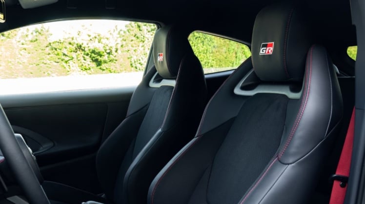 Toyota GR Yaris 新年式登台!操控介面升級、手排版 195 萬元起!
