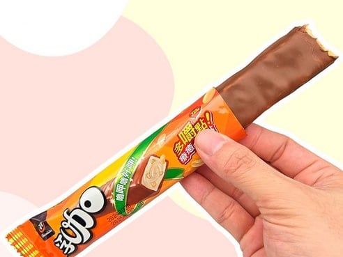 七七乳加巧克力竟是牛軋糖！全網震驚：「吃了 33 年才知道！」