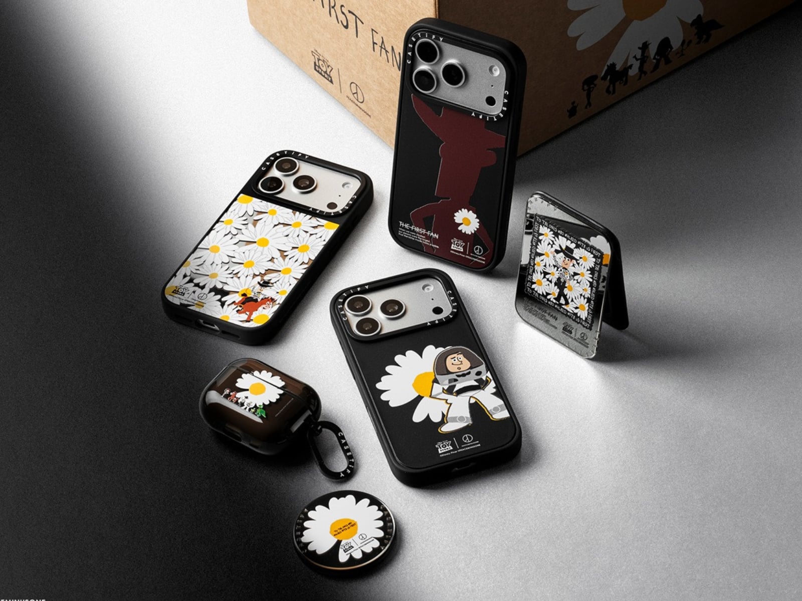 權志龍 GD 首度聯名《玩具總動員》與 CASETiFY！限定  PEACEMINUSONE 手機配件系列台灣購買方法大公開