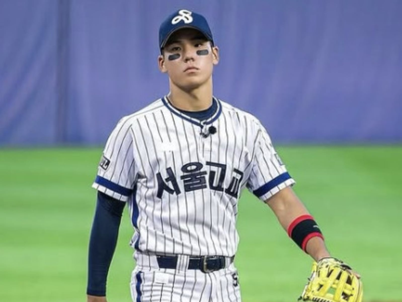 韓國高中二刀流金智宇拒絕藍鳥 150 萬美元合約！確定投入 KBO 選秀引熱議！