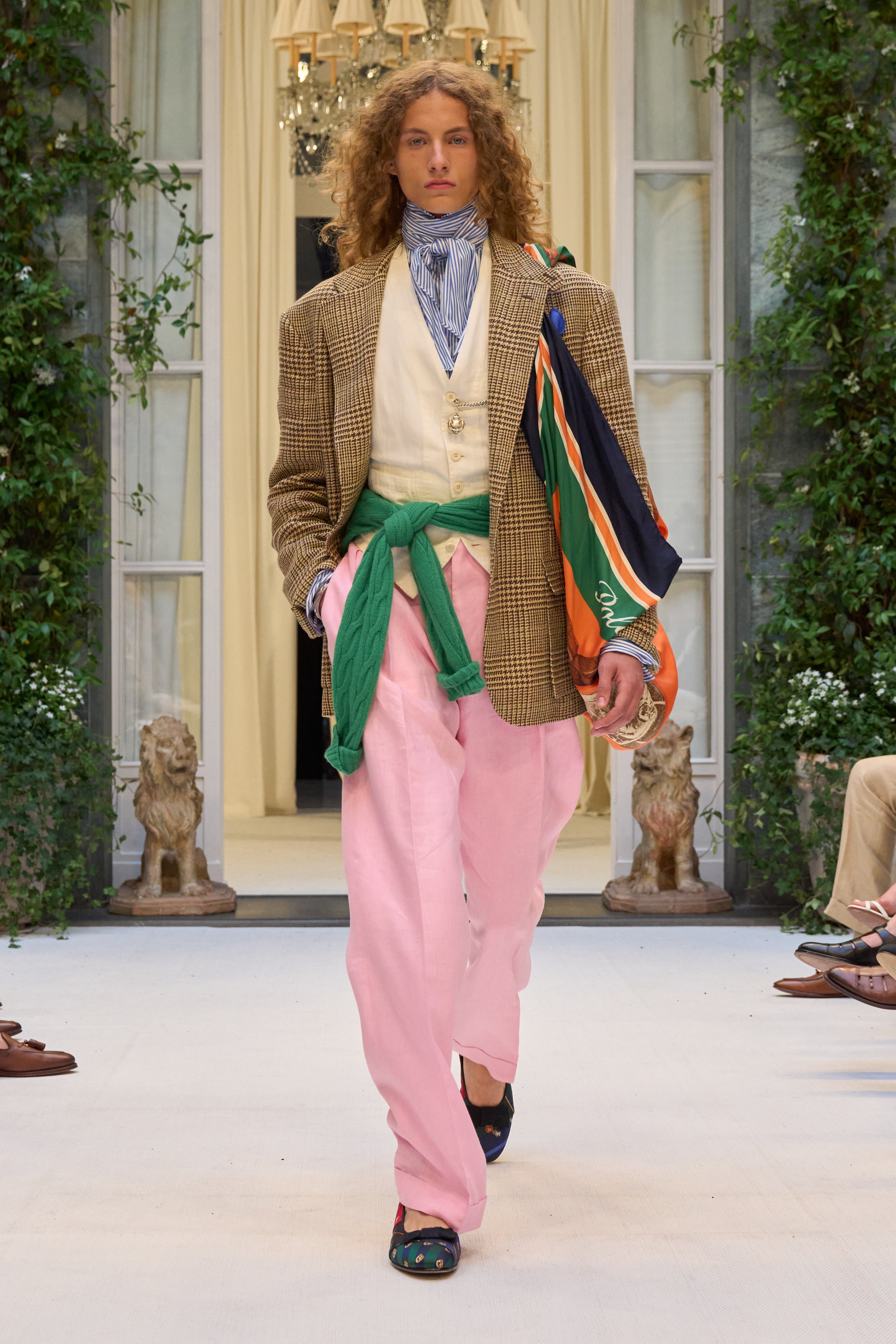 林俊傑現身 Ralph Lauren 米蘭男裝週!「Dream Racers」用賽車、學院風與紳士美學打造 2027 春季男裝