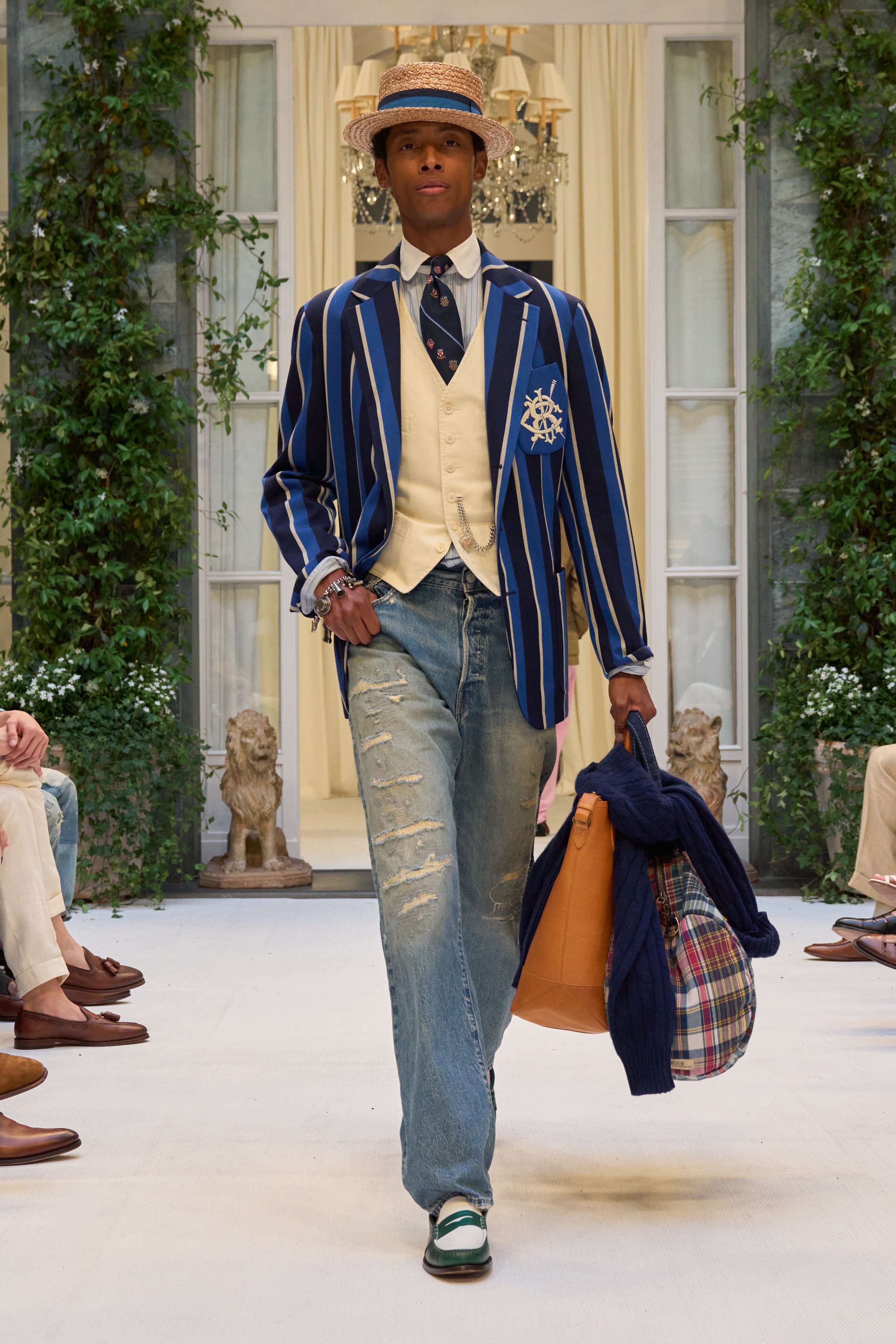 林俊傑現身 Ralph Lauren 米蘭男裝週!「Dream Racers」用賽車、學院風與紳士美學打造 2027 春季男裝