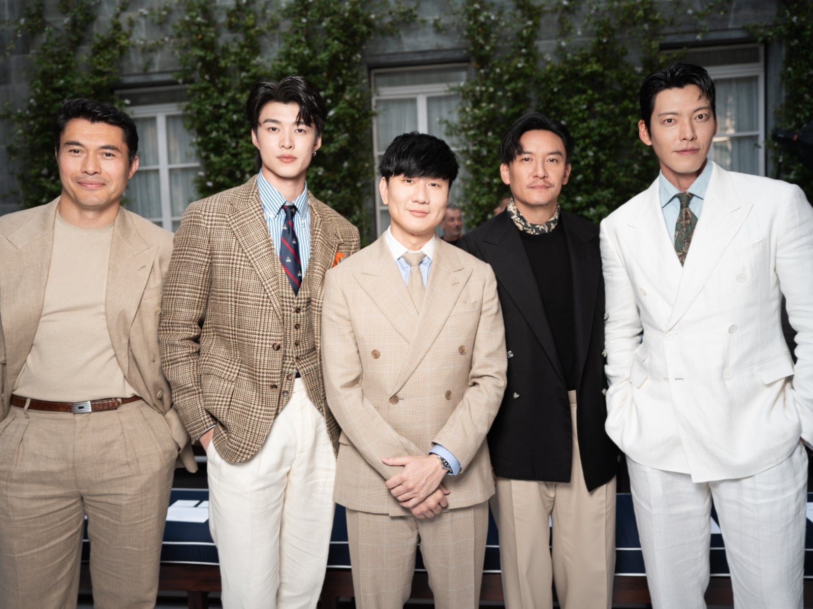 林俊傑現身 Ralph Lauren 米蘭男裝週！「Dream Racers」用賽車、學院風與紳士美學打造 2027 春季男裝