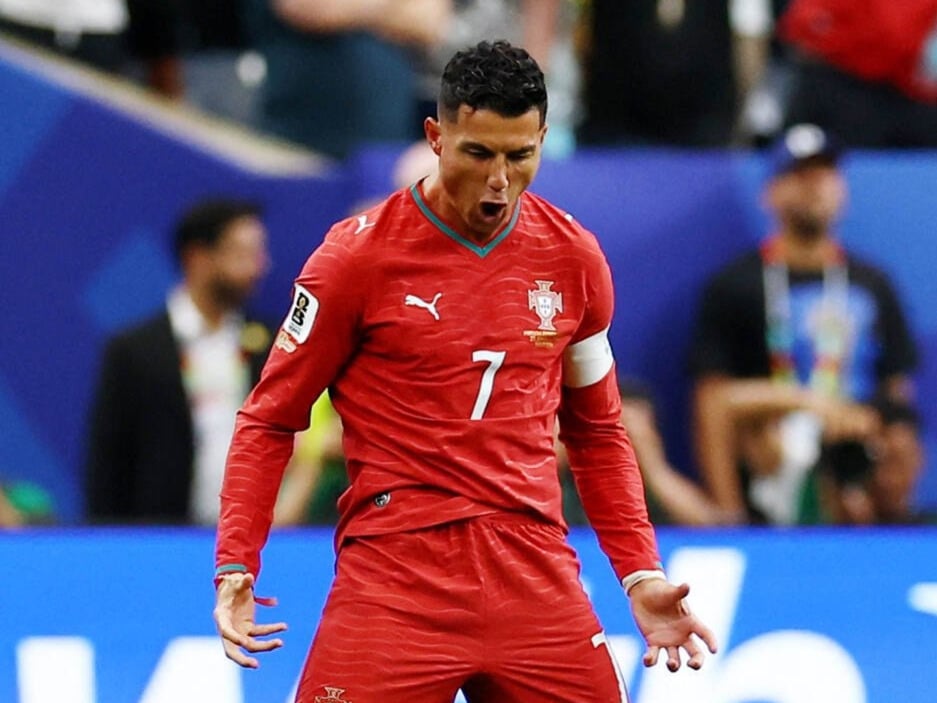 世界盃／C羅 Cristiano Ronaldo 41歲終於開張！葡萄牙2:0領先烏茲別克，門德斯補刀世界波！