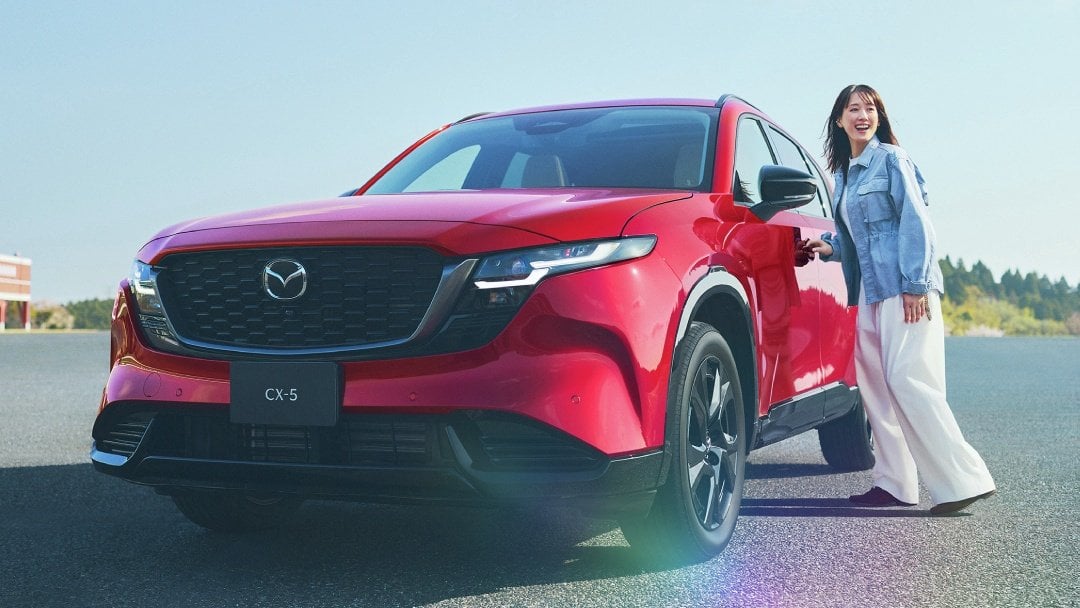 馬自達 Mazda CX-5 大改款取消旋鈕改上 15.6 吋螢幕！日本首月訂單破 1 萬輛、台灣第三季有望登場