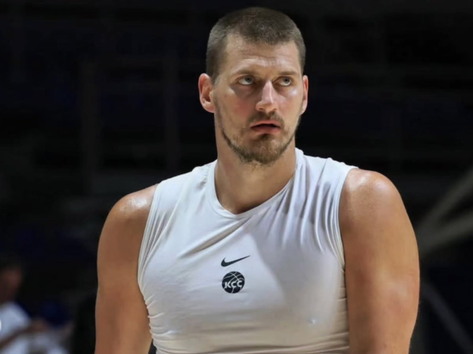 NBA／小丑 Nikola Jokic 休賽季瘦身照曝光！身形神還原菜鳥時期球迷直呼：「這誰啊？」