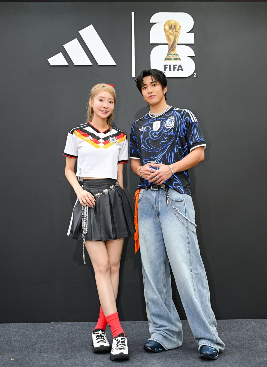 adidas 2026 FIFA 世界盃足球街區台北信義盛大登場！婁峻碩、陳華示範 Blokecore 潮流穿搭！