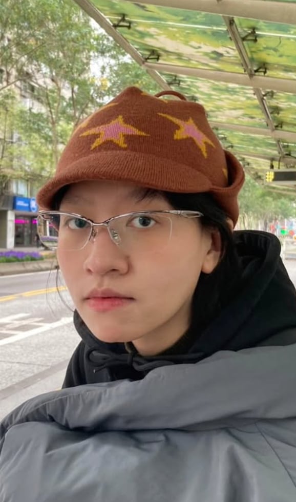 曲 37／陳嫻靜奪下最佳新人獎，幽默發言：「我本來有講稿但手機被收了」