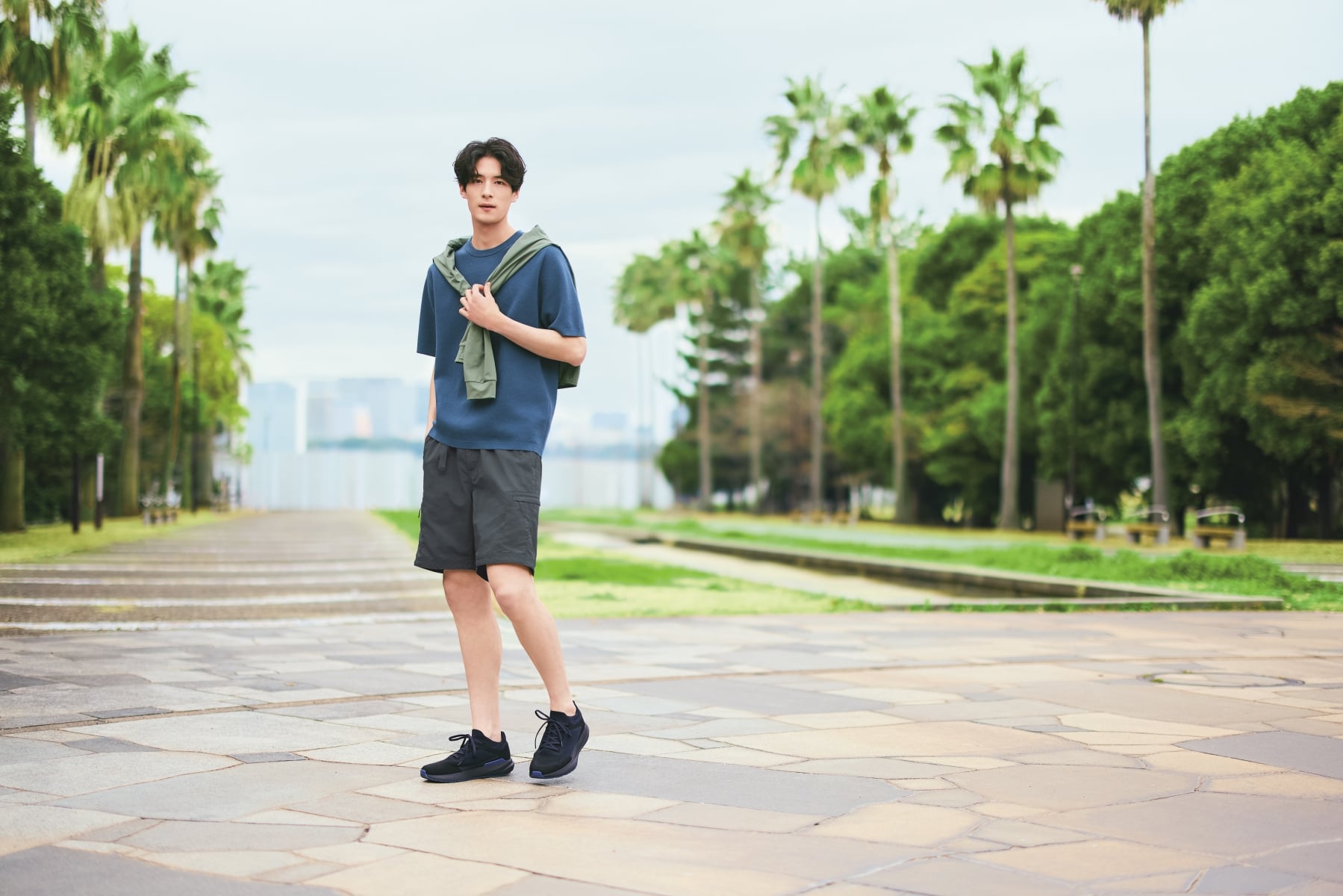 36°C 爆熱天氣救星！UNIQLO 推 3 大夏日穿搭靈感，AIRism、DRY-EX 機能單品搭萬元旅遊金等你抽！