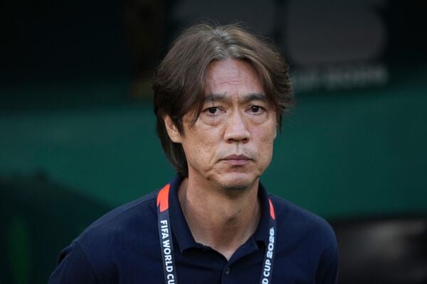 世界盃／南韓教練洪明甫爭議持續延燒！選任遭法院認定違法、警方 8 案同步偵辦中！