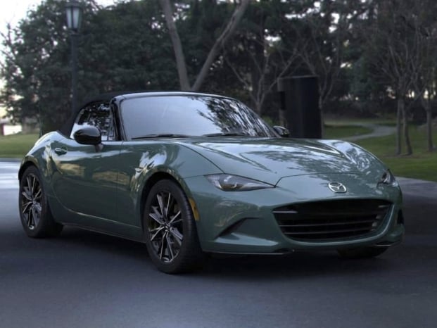 馬自達 Roadster 新色「鋅綠金屬漆」首度亮相!新增 PS 特別仕様車 9 月上旬開賣,售價 366 萬日圓!
