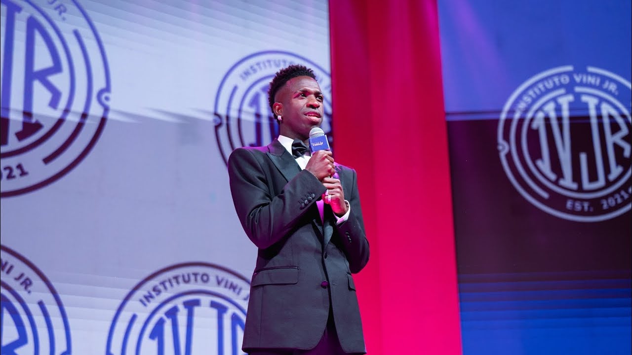 巴西王牌維尼修斯 Vinícius Júnior 的 10 件事介紹！出生貧民窟、反種族歧視足壇代表！