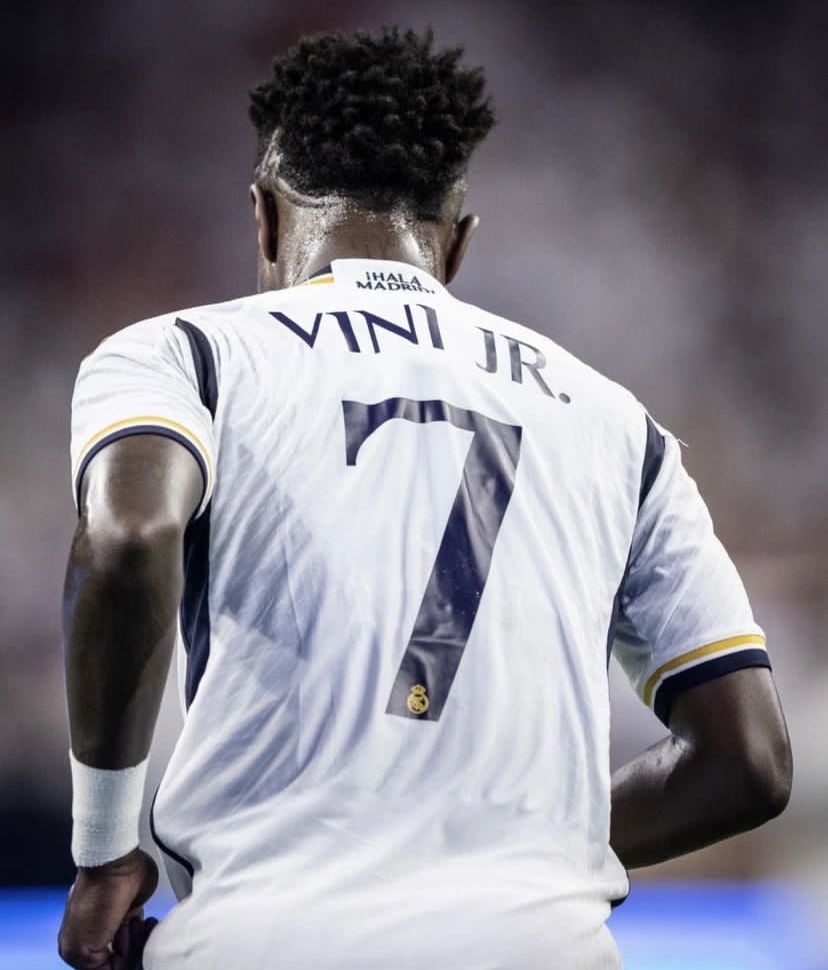 巴西王牌維尼修斯 Vinícius Júnior 的 10 件事介紹！出生貧民窟、反種族歧視足壇代表！