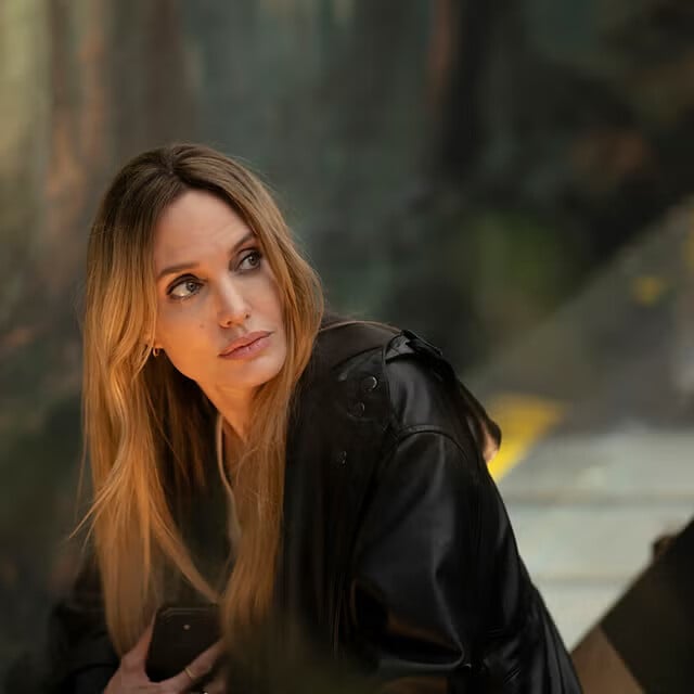 安潔莉娜裘莉 Angelina Jolie 談離婚後人生！坦言：「生活讓我有點心碎！」