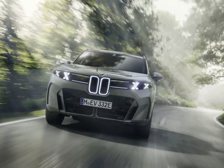 BMW 首款純電 X5 iX5 正式登場！最長續航 845 公里，800V 快充同步導入！