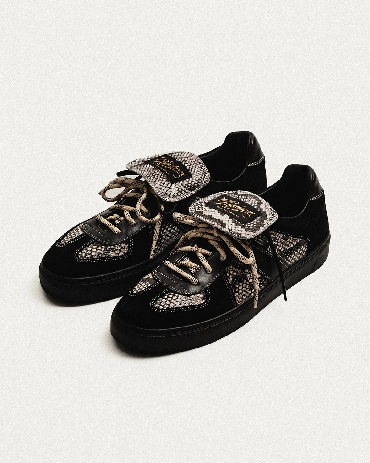 2026 年 7 月球鞋推薦:NB 9060 Summer 在台上市!adidas Jellyfish、BEAMS x Vans 聯名不容錯過(不斷更新)