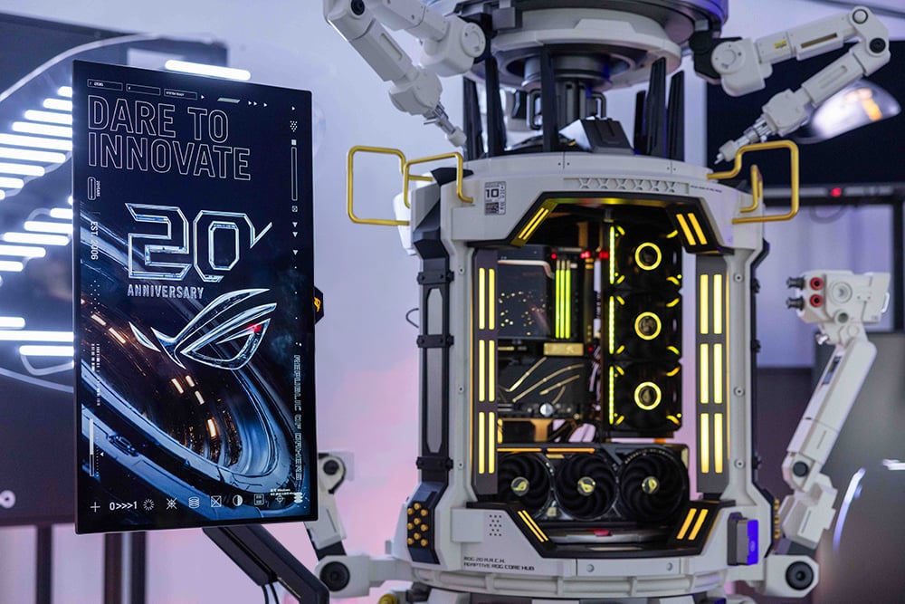ROG 20 週年限定特展超狂登場!鋼彈、新世紀福音戰士聯名改裝機曝光⋯電競迷必衝中山!