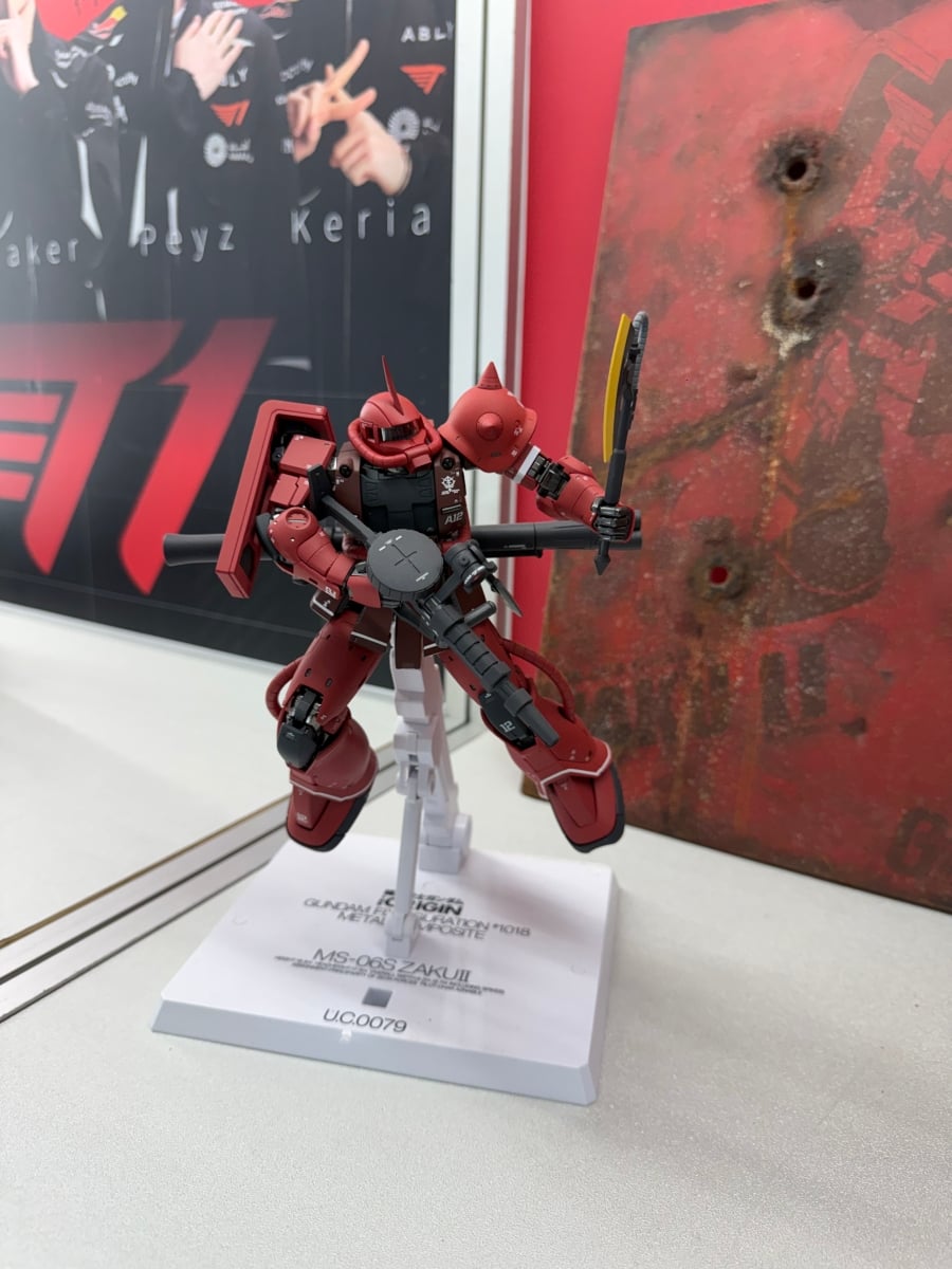 ROG 20 週年限定特展超狂登場!鋼彈、新世紀福音戰士聯名改裝機曝光⋯電競迷必衝中山!