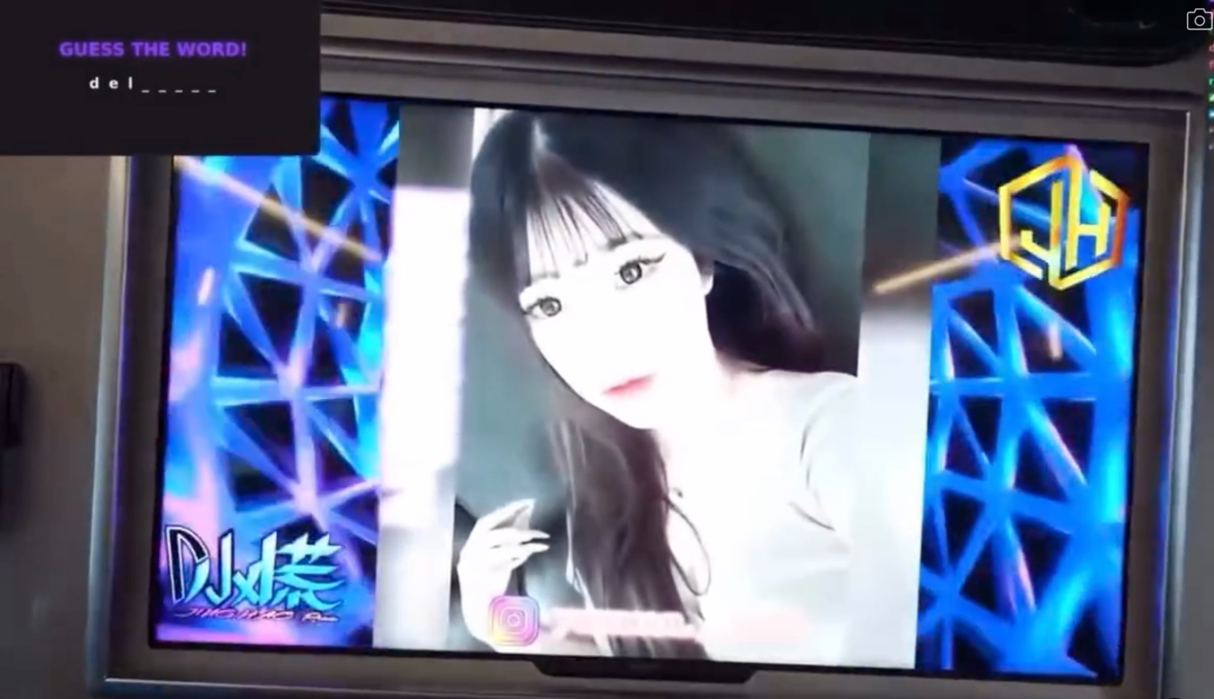 Ray 帶美國朋友遊台灣遊覽車點播 DJ 小慌！網友笑翻：「真的夠台！」
