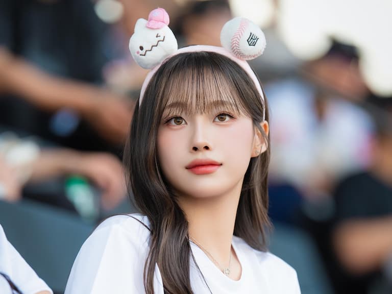 加盟桃氣女孩李瑞允是誰？撞臉周子瑜、身份背景曝光！