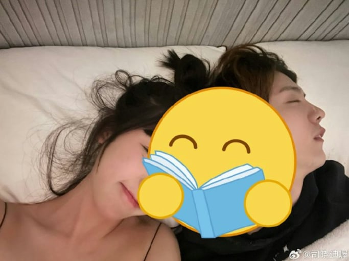 司曉迪再爆料睡鹿晗!公開親密床照,工作室怒斥造謠:「將追究法律責任!」