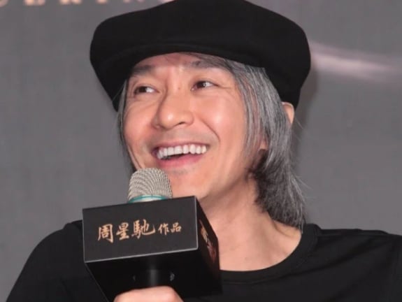 周星馳《功夫女足》上映時間曝光！迪麗熱巴、張藝興、佐藤健⋯豪華卡司一次公開！