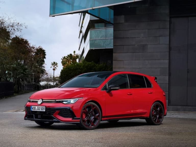Volkswagen Golf 爆竊盜潮！竊賊不偷整台車，專拆這零件！