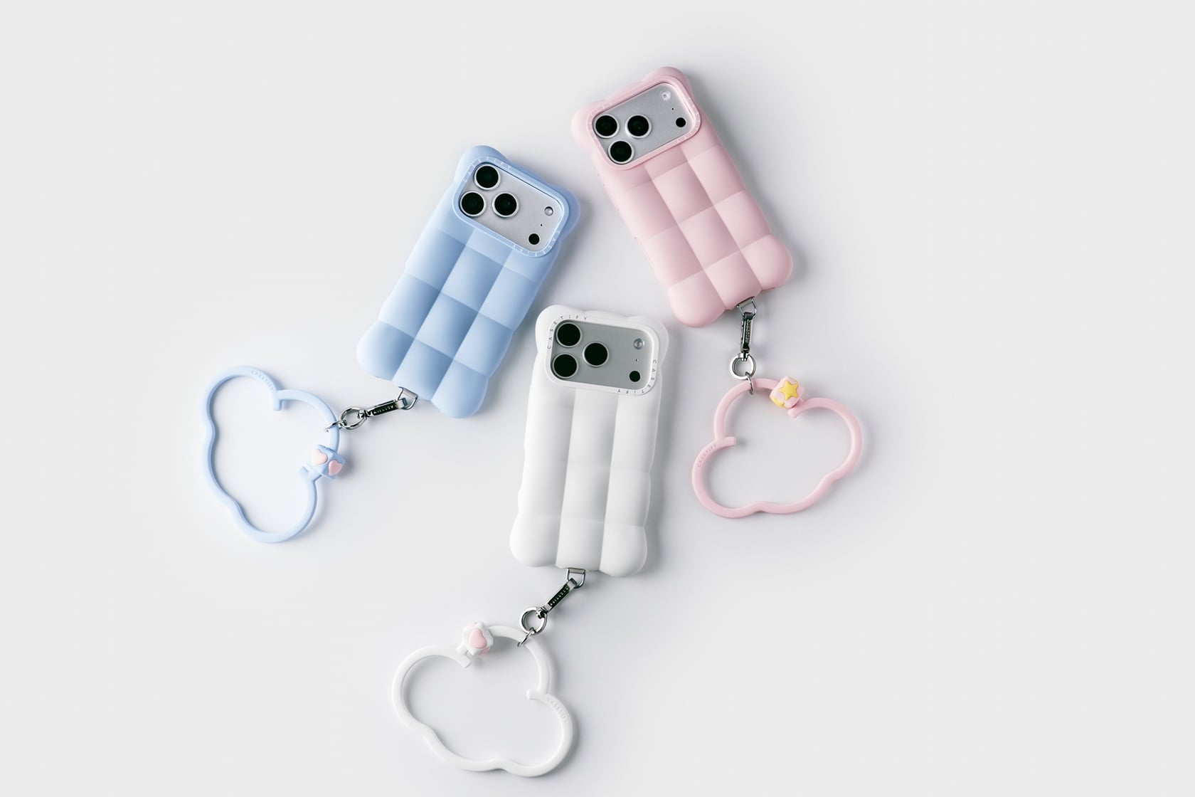 CASETiFY 推出「雲朵系列」手機殼狂讚爆!3 款夢幻配色、軍規防摔、Messy Mark 快閃咖啡廳必朝聖!