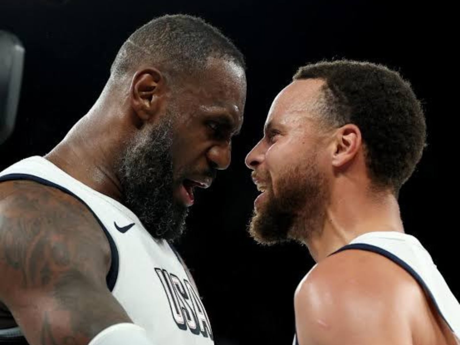 NBA／柯瑞親口證實想跟詹姆斯聯手！爆料「已頻繁簡訊溝通」、有望在金州連線？