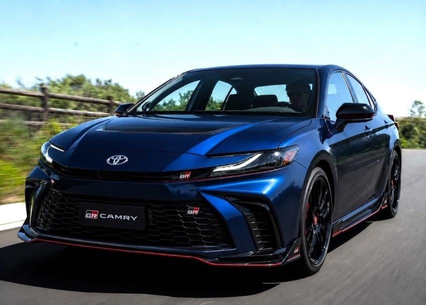 Toyota GR Camry 傳有望誕生!700 匹概念車曝光,性能直逼 BMW M3!