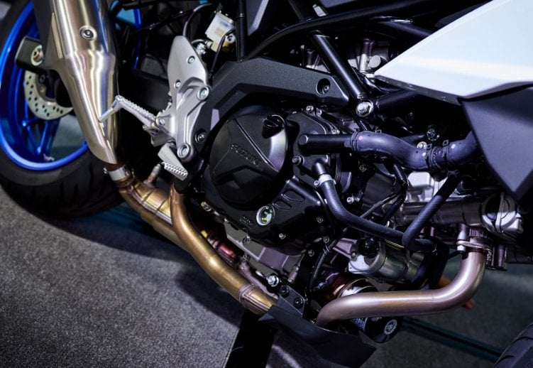 2026重機展四大品牌強勢登場!宏佳騰四新車齊發、Suzuki SV-7GX首發36.8萬元、KTM曝光全球限量100台BRABUS街車