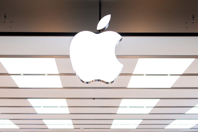 Apple 控告 OpenAI 竊取商業機密！400 名前員工遭點名、iPhone 之父 Jony Ive 也牽扯其中⋯真相曝光！