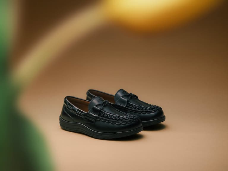 KEEN UNEEK Loafer 樂福鞋台灣發售公開！經典編織繩線＋頂級皮革提供滿滿正裝質感！