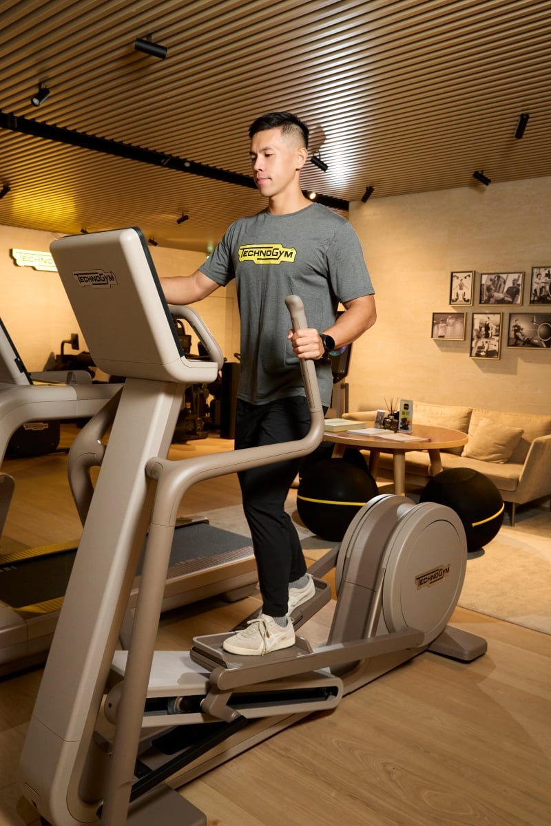 Technogym 全新砂岩褐系列發表!首款皮拉提斯核心床登場、重塑義式健身美學!